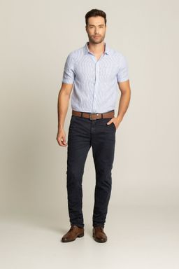 camisas y pantalones para hombre